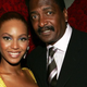 Illustration for article titled Beyoncés Dad Wants to Teach You How to Become a Superstar